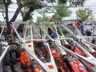 Alsintan untuk Petani di Sumenep sebagai Tantangan Produktivitas dan Transparansi