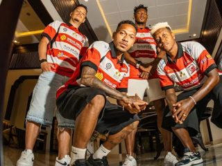 Membaca Jejaring Nilai dalam Jersei Baru Madura United