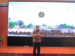 Achsanul Qosasi, Generasi Muda, dan Masa Depan Madura